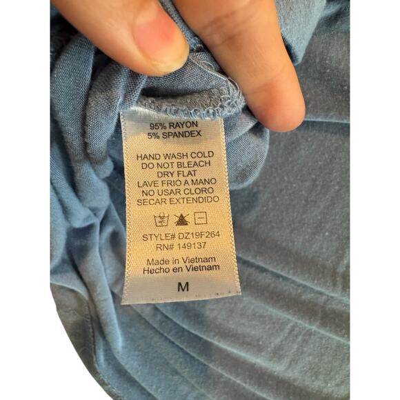 Double Zero Blue Scoop Neck Flowy Tank Top Women’s Medium - Picture 5 of 7